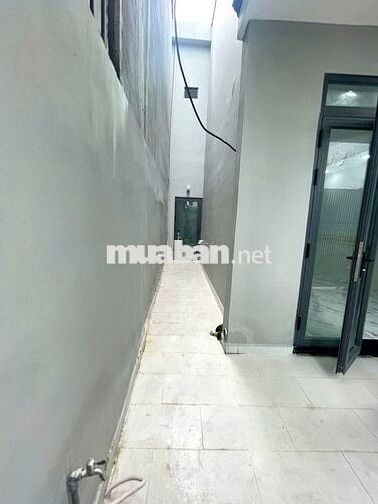 NHÀ PHỐ NGAY CÔNG VIÊN LÀNG HOA GÒ VẤP, P11,GV,HCM 5X14 (70M2) 5.95 TỶ