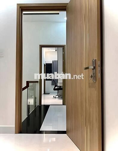 Cần Nhà Nhà Lầu Sổ Riêng Full Thổ Cư Đã Hoàn Công, Nhà Ngay Cổng 11