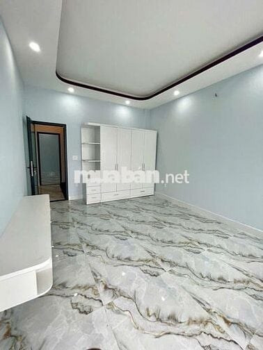 NHÀ PHỐ NGAY CÔNG VIÊN LÀNG HOA GÒ VẤP, P11,GV,HCM 5X14 (70M2) 5.95 TỶ