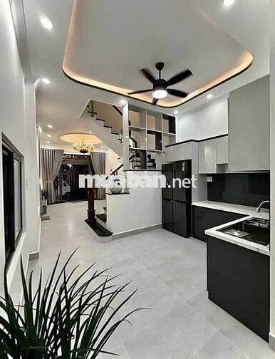 Cần Nhà Nhà Lầu Sổ Riêng Full Thổ Cư Đã Hoàn Công, Nhà Ngay Cổng 11