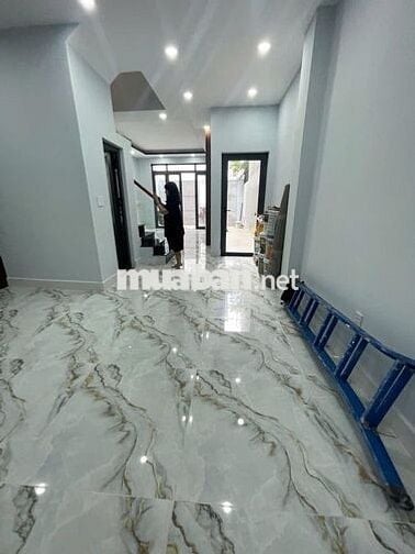 NHÀ PHỐ NGAY CÔNG VIÊN LÀNG HOA GÒ VẤP, P11,GV,HCM 5X14 (70M2) 5.95 TỶ