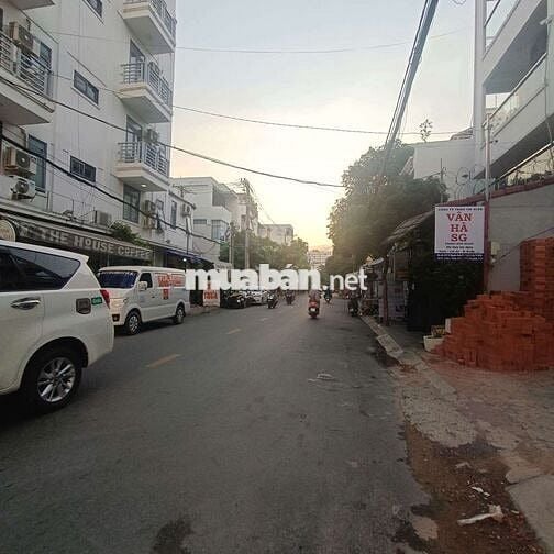 2MT Nguyễn Oanh 5x22 đường 12m ( 3 lầu nhà mới)