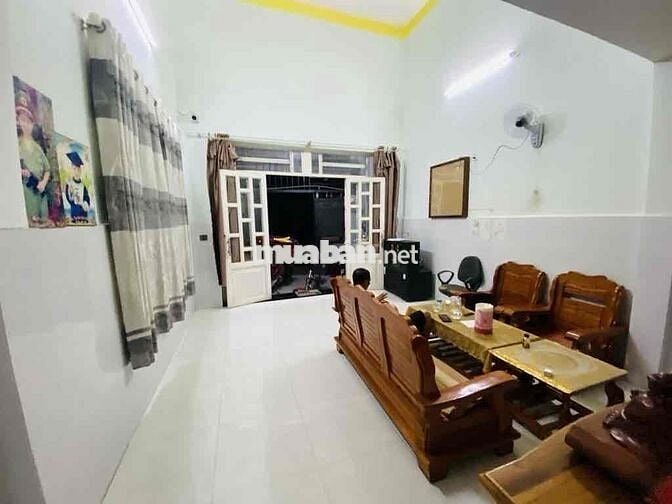 Nhà ở Thuận An, 84m2, 2 phòng ngủ, đường quốc lộ 13 , Hơn 3 tỷ