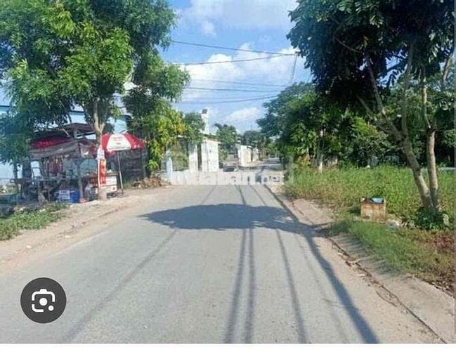 BÁN ĐẤT MẶT TIỀN NGAY THỊ TRẤN GẦN CẦU CẦN GIUỘC