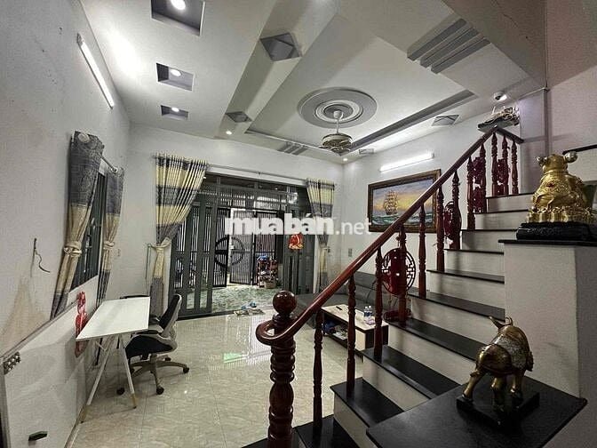 NHÀ THUÊ BÌNH THÀNH 1 lầu DT: 5mx11m