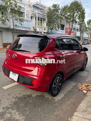 Hyundai Grand i10 2018 AT (Vỏ Zin Còn Đủ)