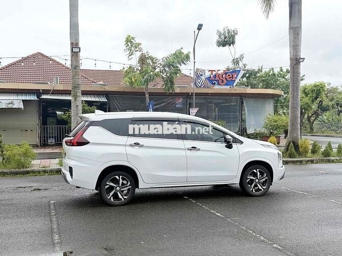 Mitsubishi Xpander 2024 Premium 1.5 AT siêu keng