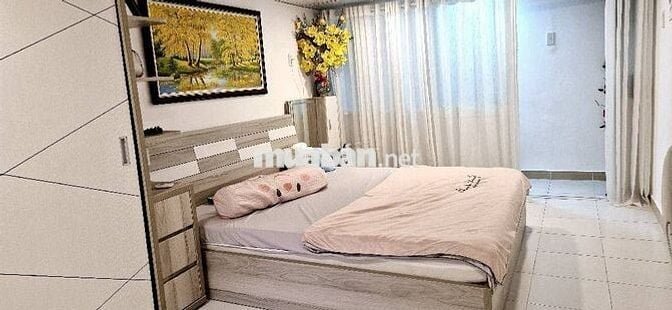 Bán nhà đường Hoàng Sa, 22m2, sổ vuông 3 tỷ