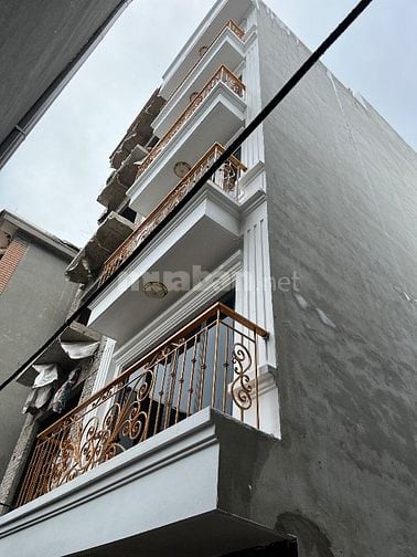 BÁN NHÀ 5 TẦNG 9 PHÒNG - THƯỢNG CÁT 8 tỷ BÁN NHÀ 5 TẦNG 9 PHÒNG - THƯỢNG CÁT 8 tỷ