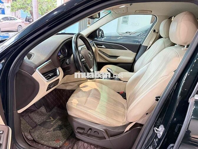 Vinfast Lux SA 2021 siêu lướt 26.000 km một chủ