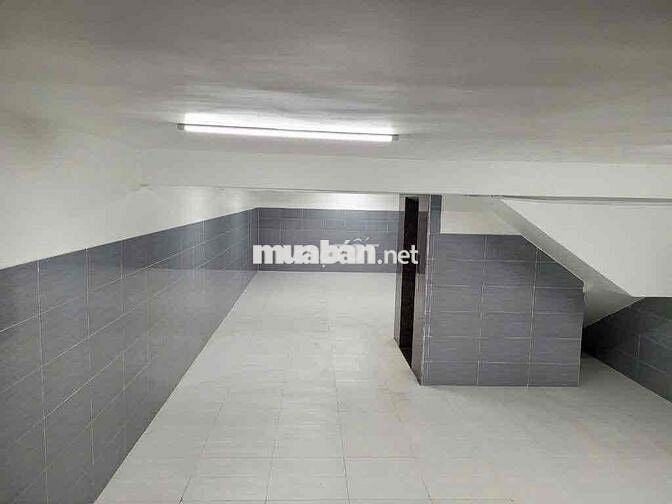 NHÀ MẶT TIỀN 5PN 6X20 LÀM VĂN PHÒNG TAM BÌNH THỦ ĐỨC