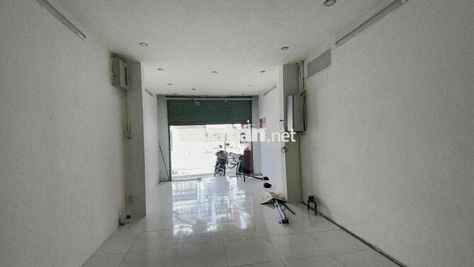 MẶT BẰNG CHO KINH DOANH TỰ DO - MẶT TIỀN LUỸ BÁN BÍCH