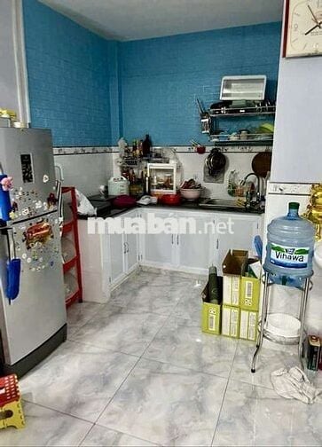 Anh Tùng vừa gửi xong muốn bán căn nhà 34m đường thống nhất ,tân phú