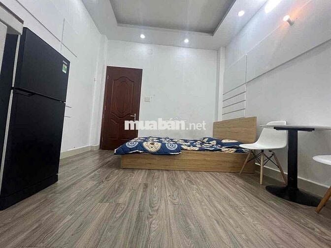 Sang CHDV 7pn  huỳnh văn bánh Phú Nhuận