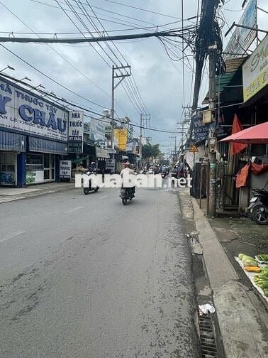 CHo thuê nhà căn góc 2 mặt tièn đường Liên khu 4-5 dt 7,2x10m