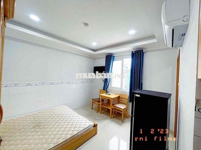Cho thuê phòng ngay Nguyễn Trãi Q1 gần BẾN THÀNH - TAKASHIMAYA 27m2