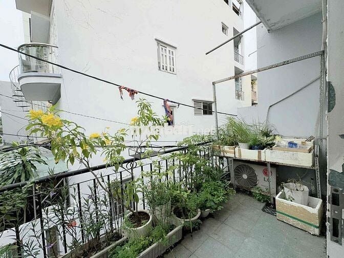 Cho thuê nhà nguyên căn 2pn 2wc cạnh công viên Gia Định full nội thất