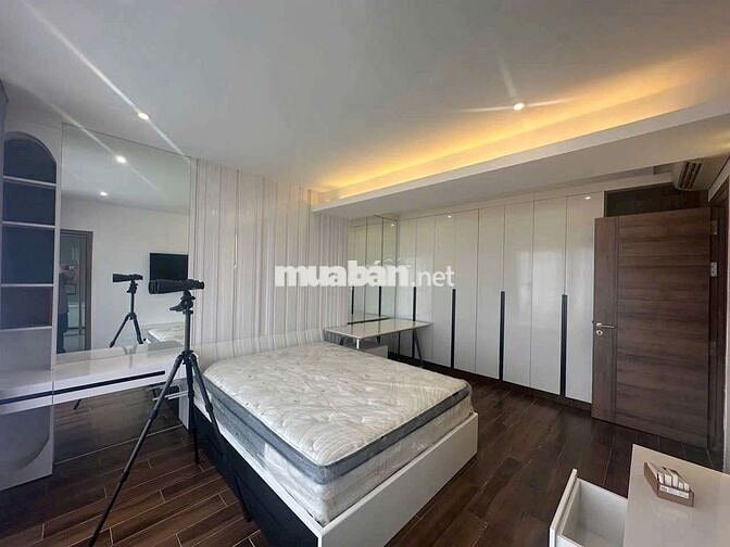 💕Bán penthouse BellezaQ7* Nhà decor*FullNTCC*Dt 92m2*1pn*Giá 5.38tỷ