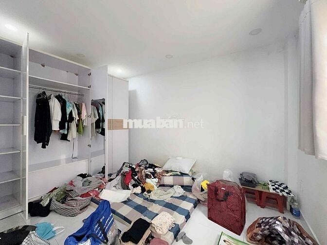 Cho thuê nhà nguyên căn 2pn 2wc cạnh công viên Gia Định full nội thất