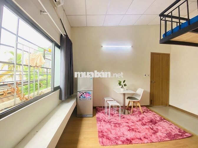 PHÒNG DUPLEX BANCON FULL NỘI THẤT NGAY HỌC VIỆN CÁN BỘ PHẠM VĂN ĐỒNG