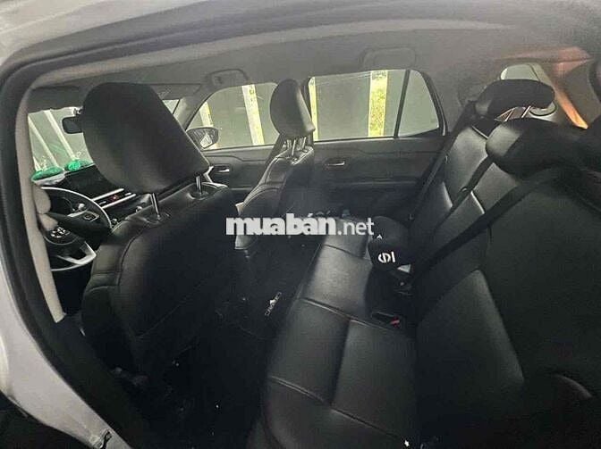 Toyota Raize 2024 - 4700 km