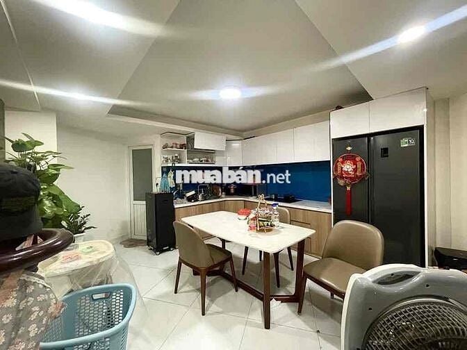 NGUYỄN VĂN ĐẬU. HXH 5 TẦNG ĐÚC. 60M2 NGANG 4M NỞ HẬU 6,5M. CHỈ 9,X TỶ