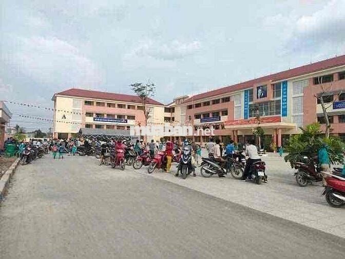 Bán đất bình chuẩn 63 le thị trung vào 300m