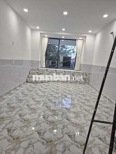 Mb LÊ THÁNH TÔN Q1. ĐỐI DIỆN CHỢ BẾN THÀNH , 60M2 CHỈ VỚI 15TR