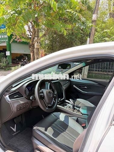 Lux A 2.0 2021 ( Lăn bánh 2022) Màu trắng