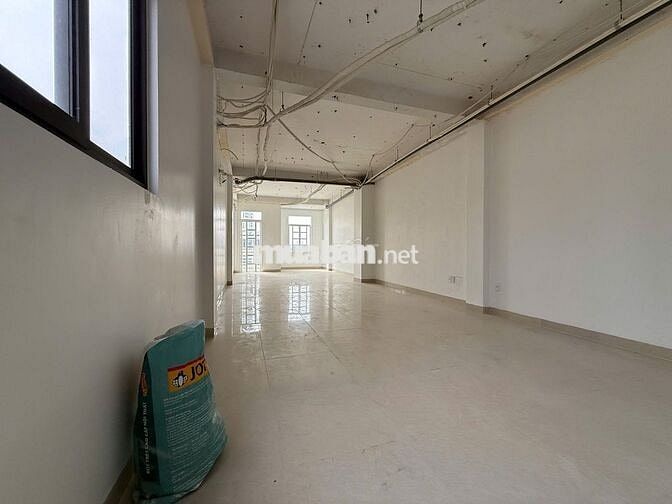 Cho thuê nhà mặt tiền nguyên căn QL50 Q8 180m2, 4 lầu, thang máy, PCCC