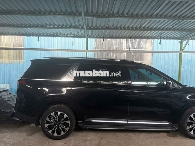 Kia Carnival 2021 2.2D Premium 7 chỗ - 27992 km