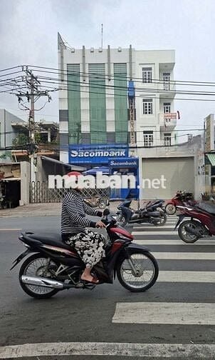 Cho thuê nhà mặt tiền nguyên căn QL50 Q8 180m2, 4 lầu, thang máy, PCCC