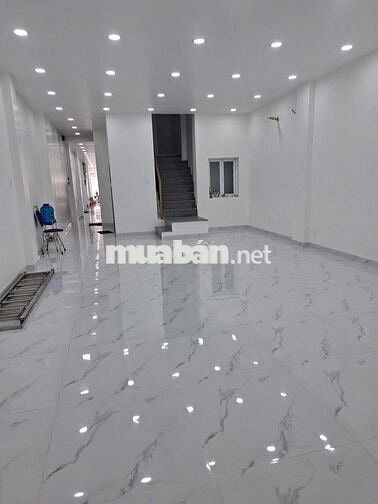 Cho thuê nhà mặt tiền nguyên căn QL50 Q8 180m2, 4 lầu, thang máy, PCCC