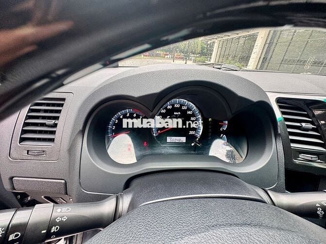 Toyota Fortuner 2015 2.7V 4x4 AT - 56000 km