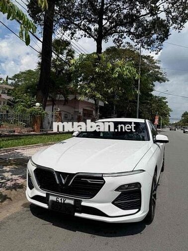 Lux A 2.0 2021 ( Lăn bánh 2022) Màu trắng