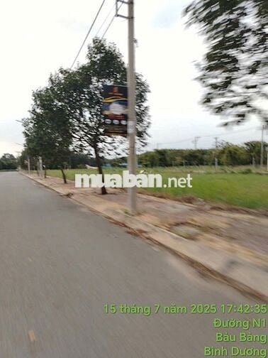 Lô đất 2 mặt tiền rẻ nhất Lai Uyên Bàu Bàng BD 100m2 full thổ cư