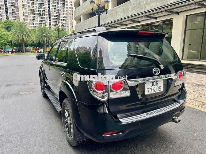 Toyota Fortuner 2015 2.7V 4x4 AT - 56000 km