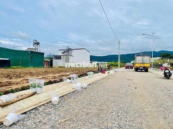 SỞ HỮU LÔ ĐẤT TRUNG TÂM ĐƠN DƯƠNG – NGAY MẶT NHỰA 6M, VIEW ĐỒI CỰC ĐẸP