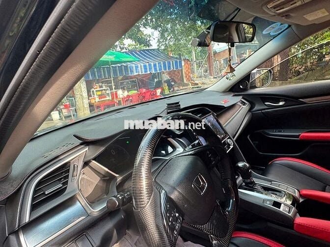 Honda Civic 2017 1.5L Vtec Turbo - 107094 km