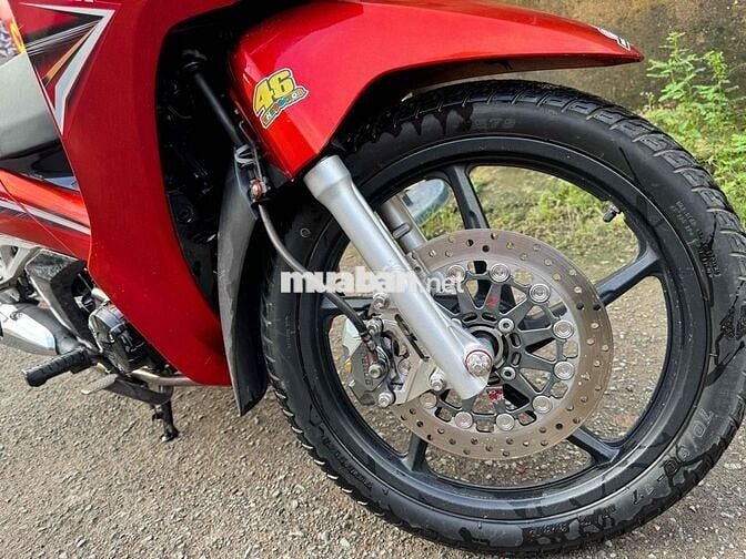 future 2018 xe vào ít đồ chơi