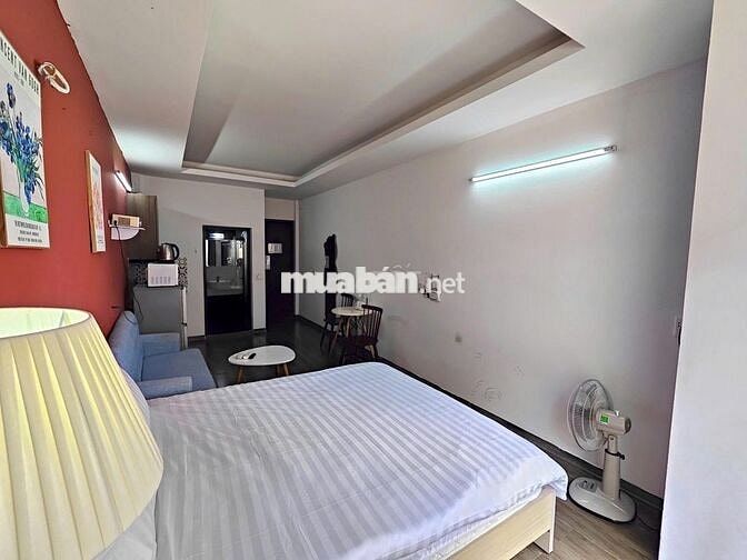 TRỐNG PHÒNG STUDIO 30M2 CÓ BAN CÔNG,CỬA SỔ, THOÁNG KHU BA ĐÌNH