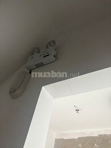 Mặt Phố cách Hồ Tây 500m, chuẩn văn phòng hạng B+, GPXD, PCCC đầy đủ