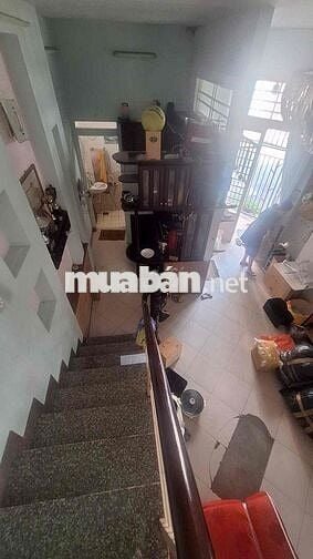 Nhà hẻm xe tải CMT8 F7, 4x7m, 2 lầu sân thượng, 12tr