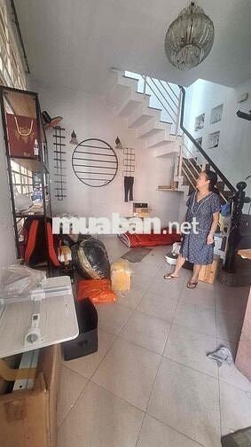 Nhà hẻm xe tải CMT8 F7, 4x7m, 2 lầu sân thượng, 12tr