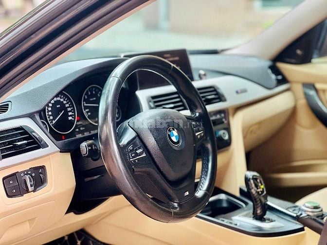 BMW 320i sản xuất 2012 nhập đức 