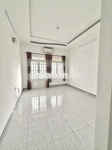 Chính chủ cho thuê Nhà mặt tiền đg Bắc Hải, P6, Tân Bình