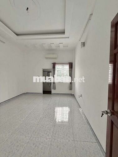 Chính chủ cho thuê Nhà mặt tiền đg Bắc Hải, P6, Tân Bình