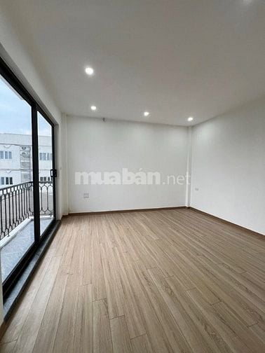 ĐỨC GIANG – XÂY ĐỘC LẬP – 5 TẦNG NHÀ MỚI TINH – CHỈ 6 T.Ỷ TẸO ĐỨC GIANG – XÂY ĐỘC LẬP – 5 TẦNG NHÀ MỚI TINH – CHỈ 6 T.Ỷ TẸO