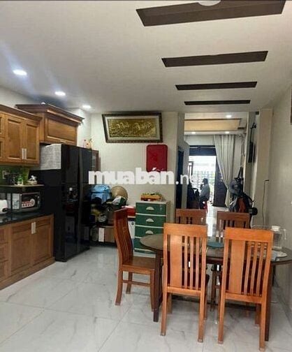 bán nhà 4x18m trệt 2 lầu hẻm xe hơi 2 mặt trước sau rất thoáng rẻ tt