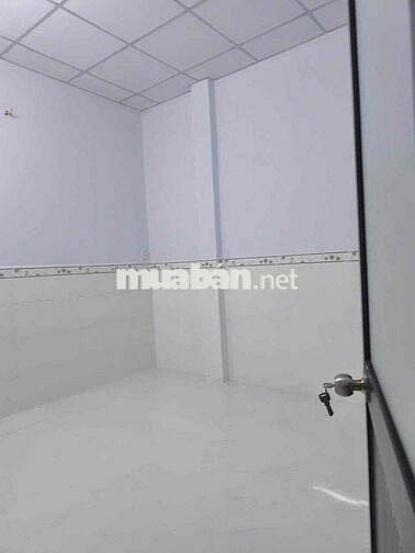 nhà 1 lầu 5pm 2wc gàn cầu ô dầu